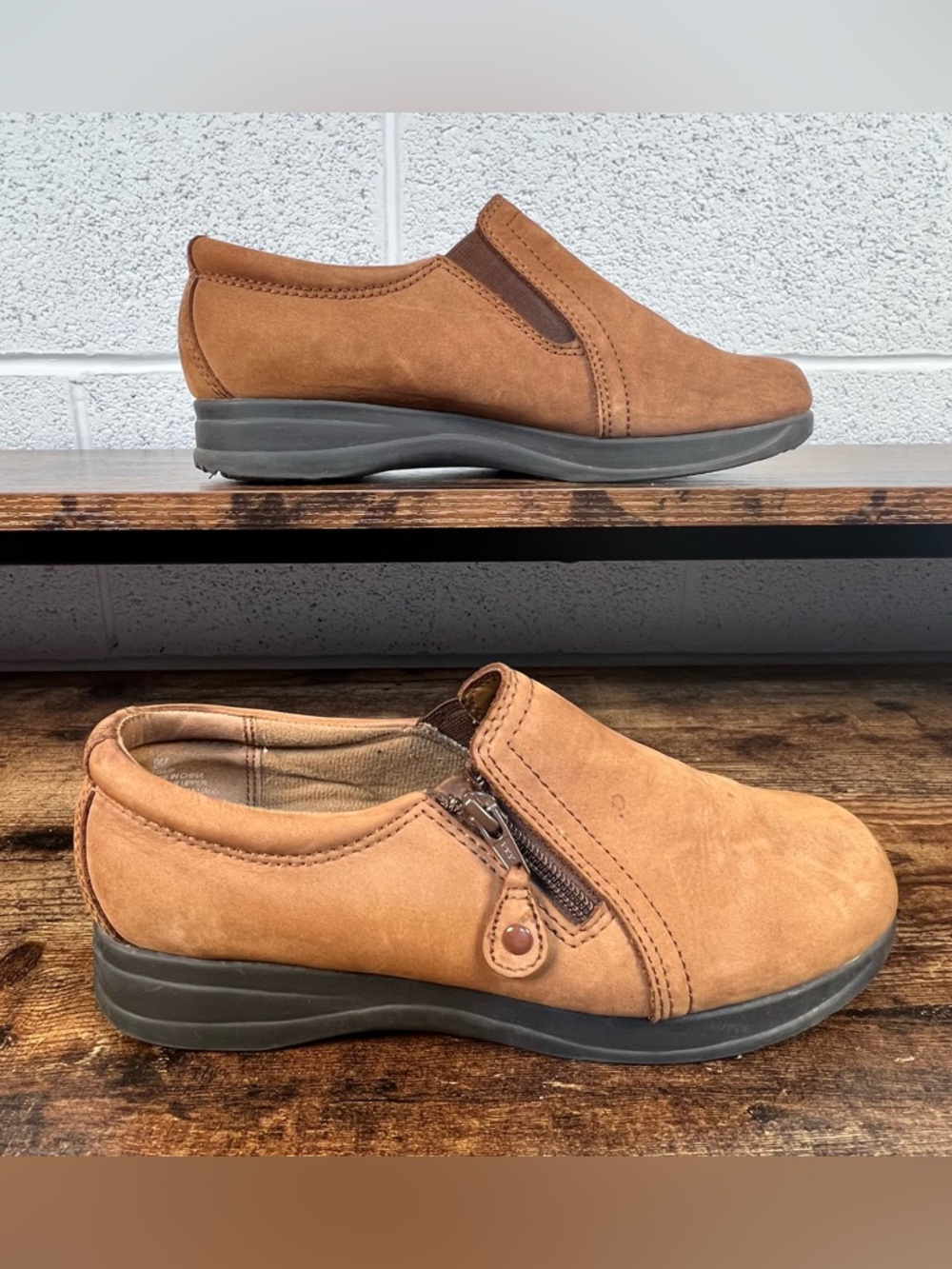 Naturalizer Suede Leather Shoes Tan Zip Side Slip On Casual Comfort Women's 9